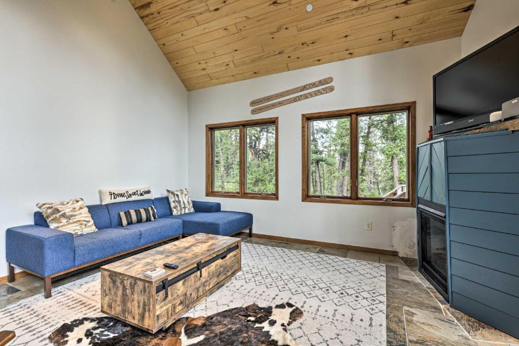 Durango Woodland Cabin Less Than 2 Mi to Purgatory Skiing! photo 3