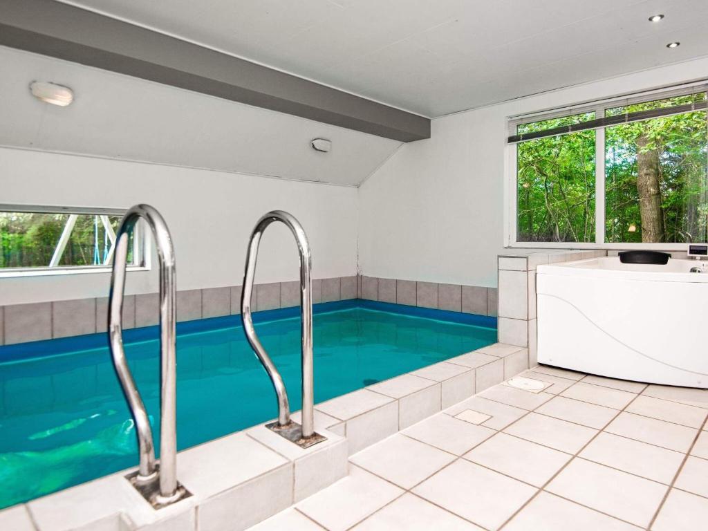 10 person holiday home in Henne photo 2