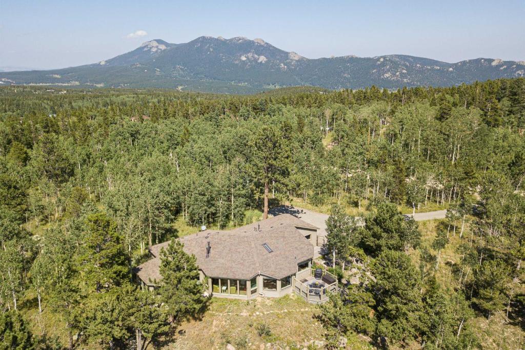 Airy Forest Escape with Mountain Views and Hot Tub! photo 3