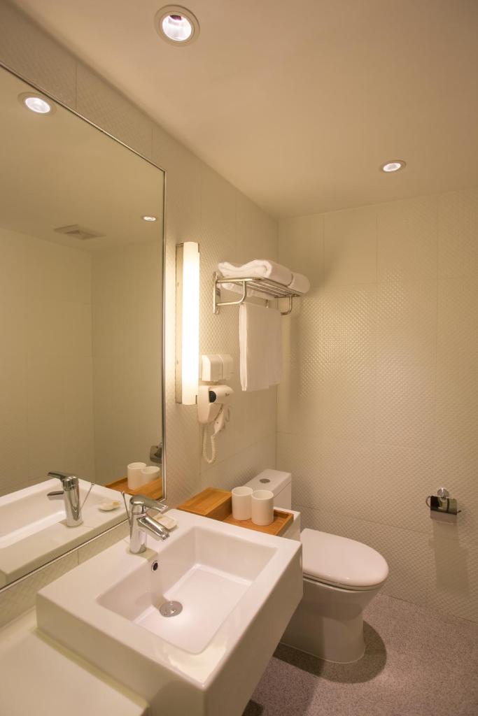 Двухместный (Улучшенный двухместный номер с 1 кроватью), JI Hotel Shanghai Railway Station West Tianmu Road