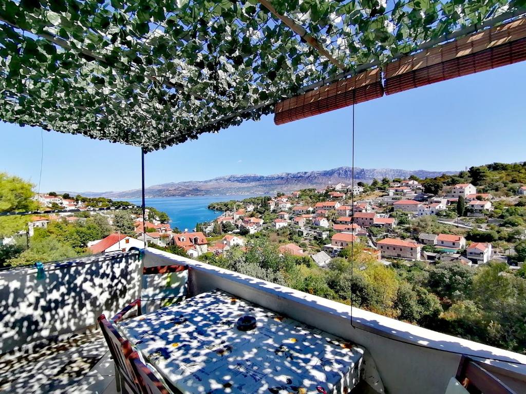 Apartman Čanaki Splitska photo 1