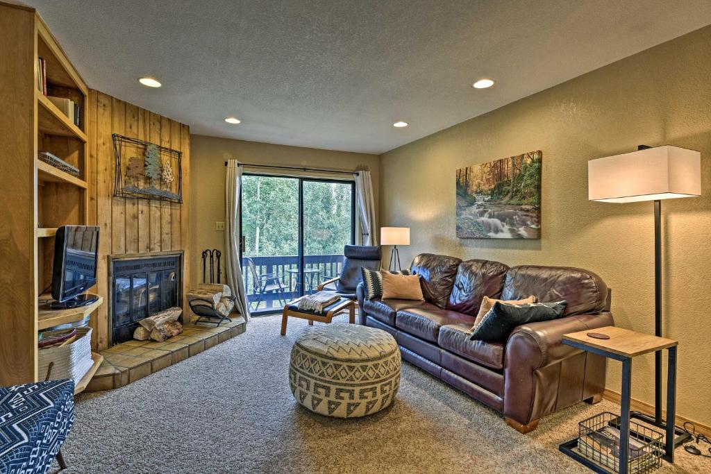 Condo with Balcony about 2 Mi to Purgatory Resort! photo 4