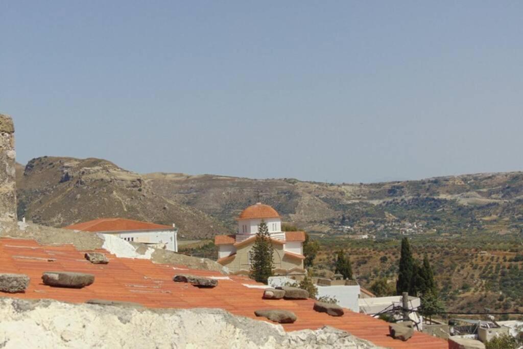 Villa Strata (a path to Psiloritis mountain) photo 4