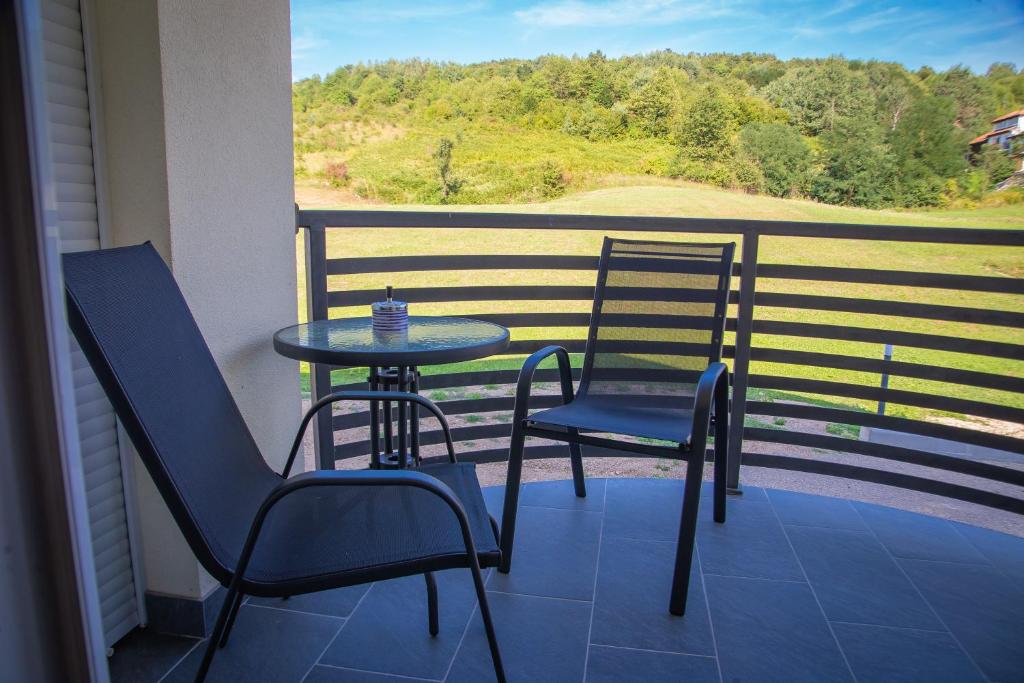 Apartmani Leptir photo 2
