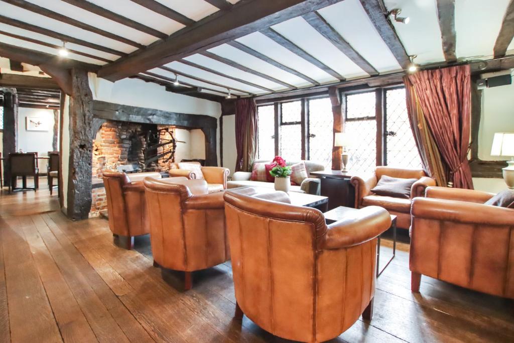 Kings Arms Hotel photo 3