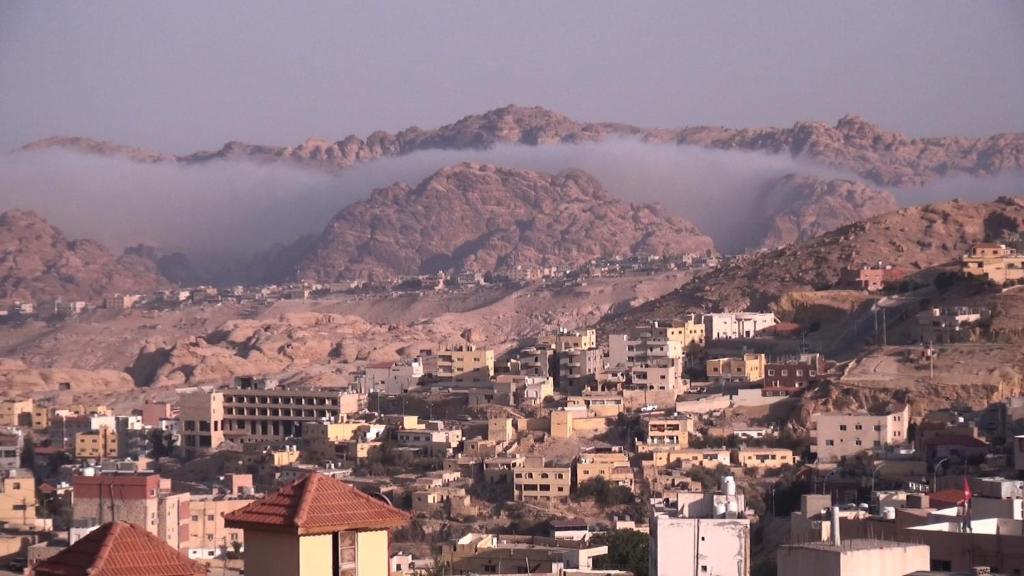 Petra Plaza Hotel photo 4