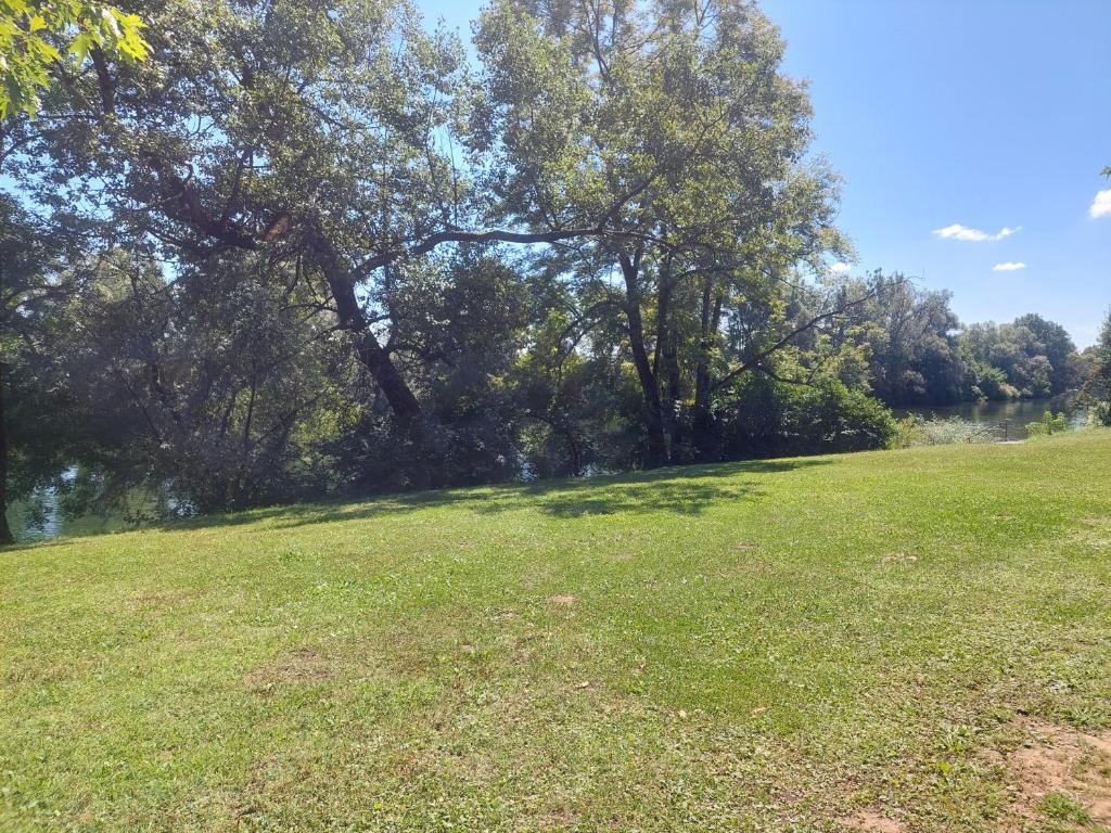 GM House, mobile house near Kolpa river photo 3