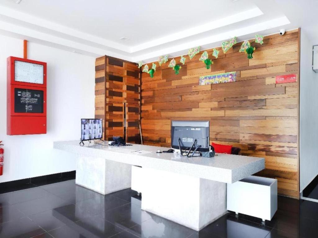 Iris Hotel photo 4