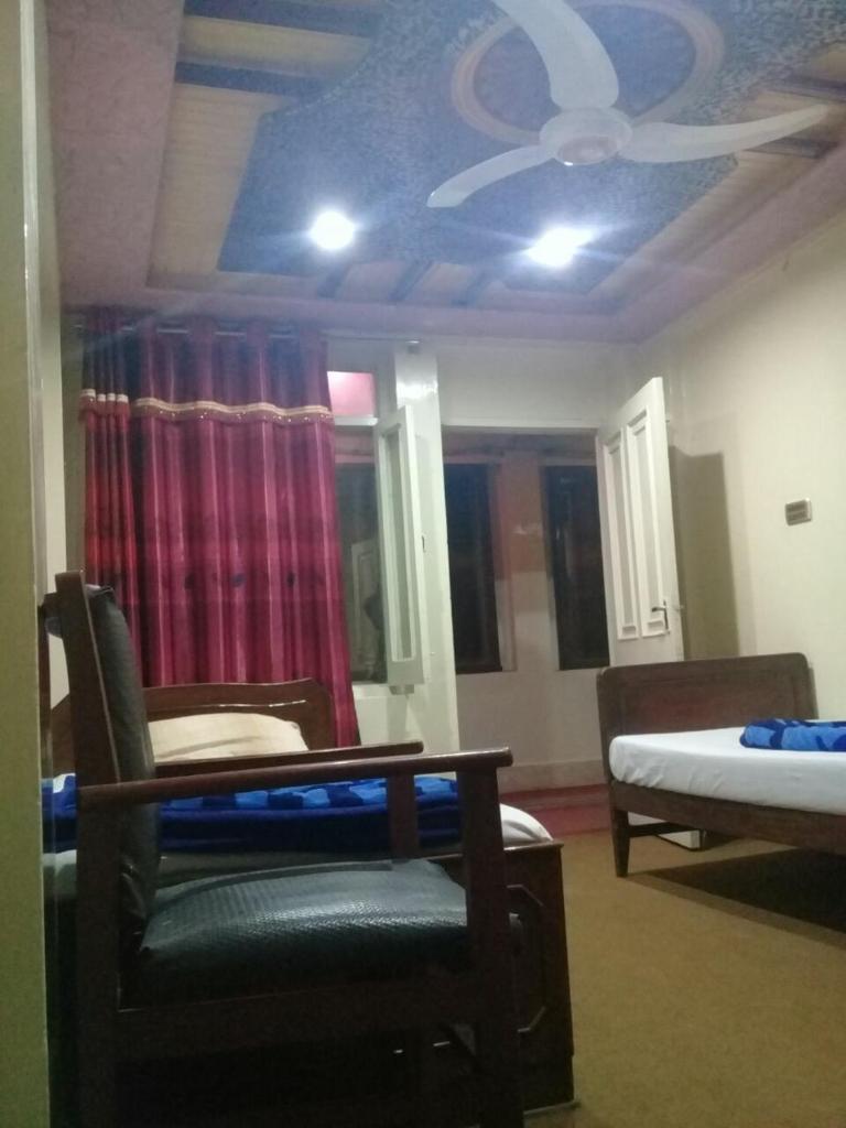 Hotel Deluxe photo 1
