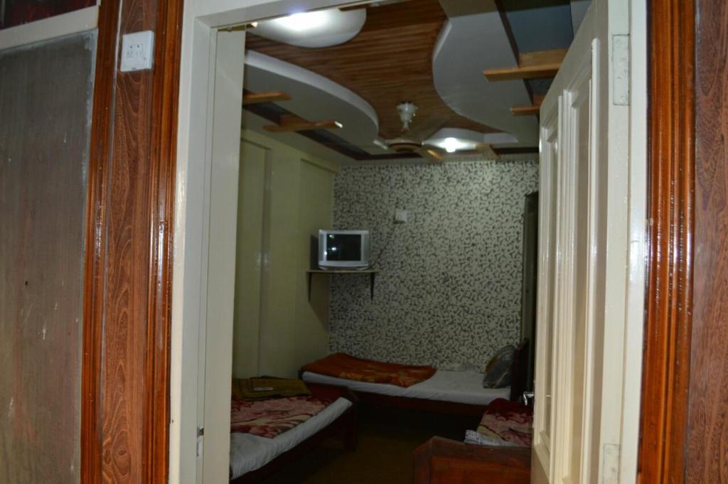 Hotel Deluxe photo 3