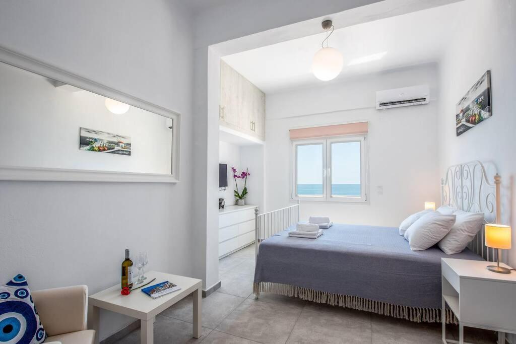 Amazing Seafront Suite photo 1
