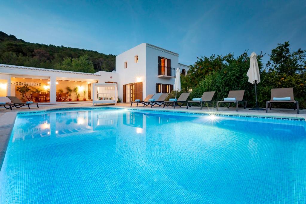 Villa in Ibiza Town, sleeps 11 - Can Monte photo 1