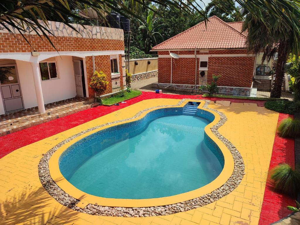HEDGE GUEST HOUSE