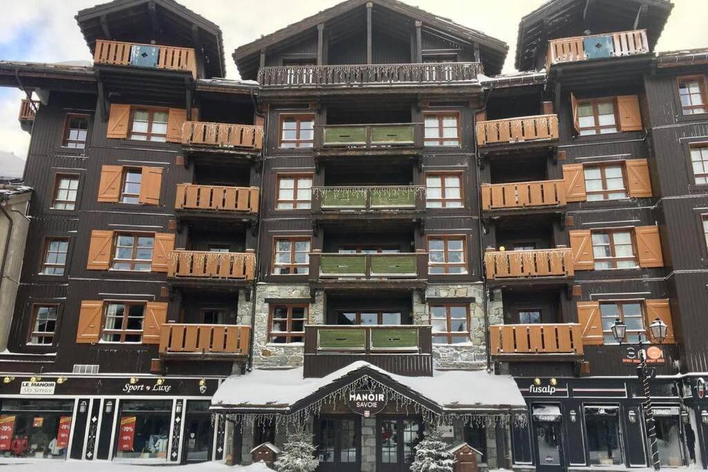 Arc 1950 2bdrm 6/8 guests Ski-in/out Pool+Jacuzzi photo 2