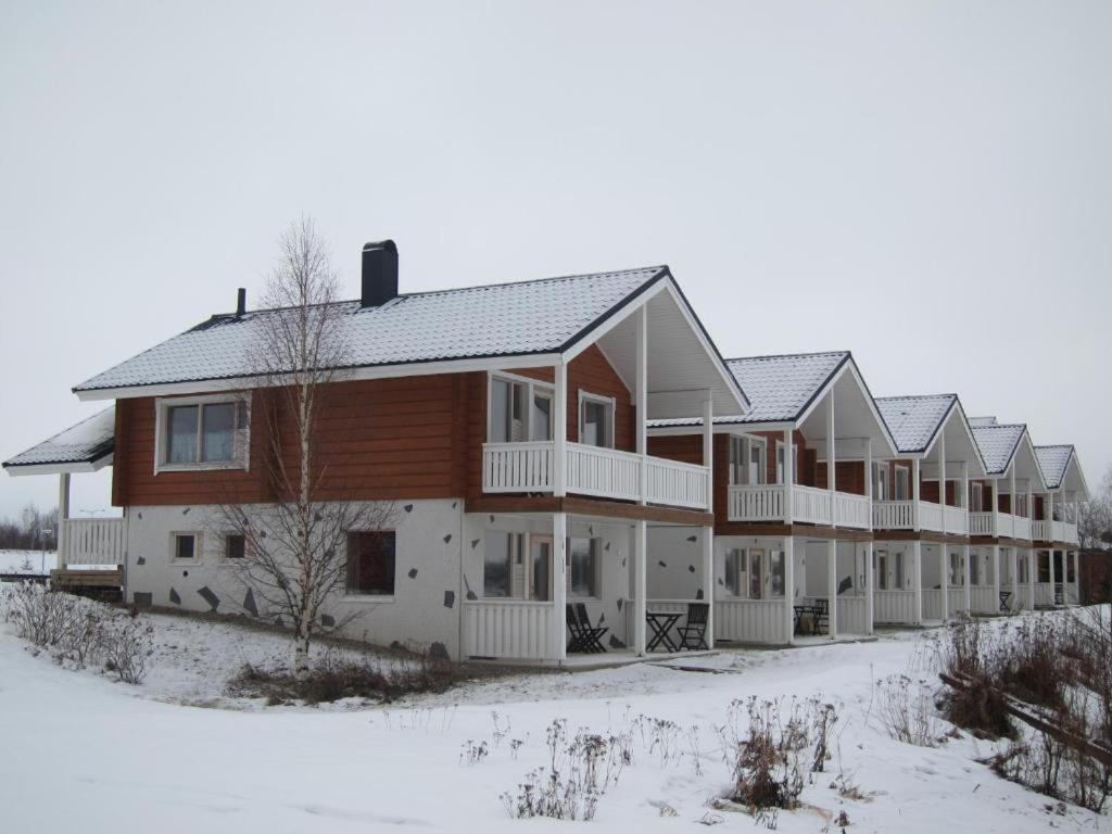 Salmon Holiday Village photo 1
