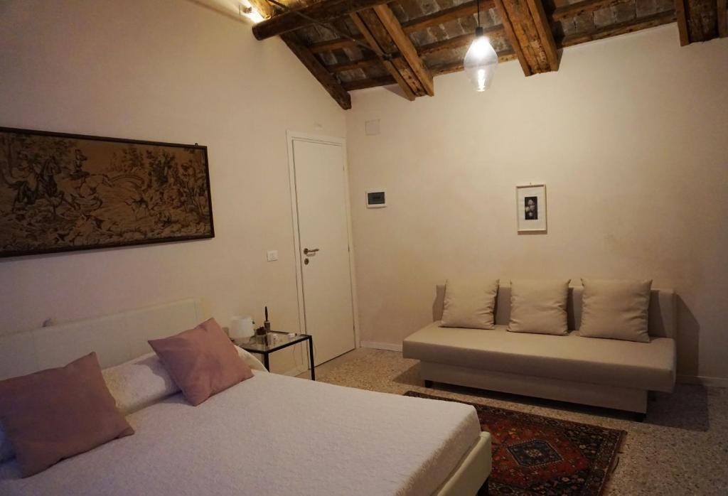 Residence Castello Venezia photo 4