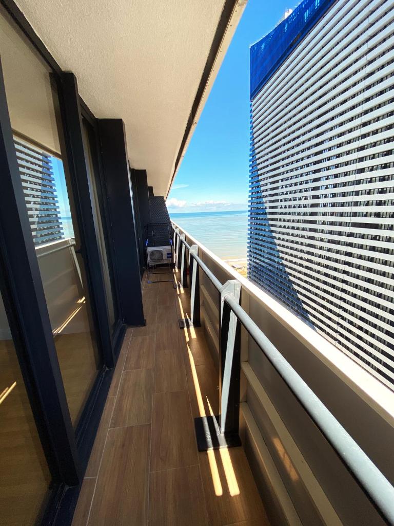 Orbi City/Two Rooms Apt./27 Floor/Sea - Mout. View photo 4