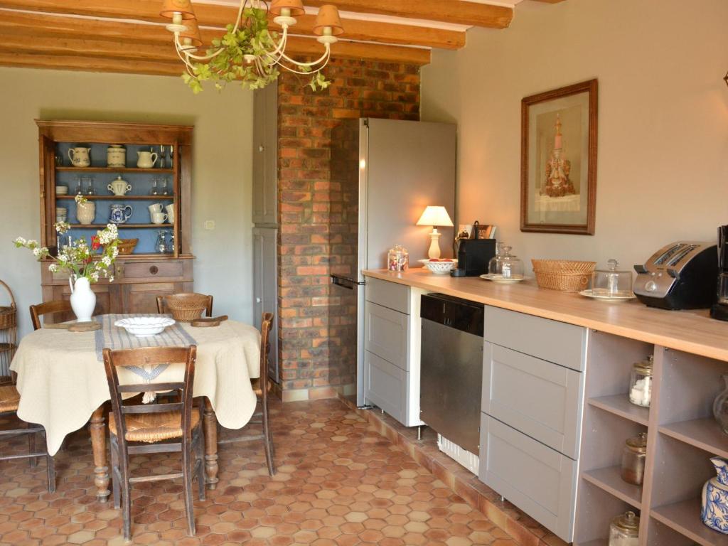Gîte Pontgouin, 4 pièces, 8 personnes - FR-1-581-95 photo 3