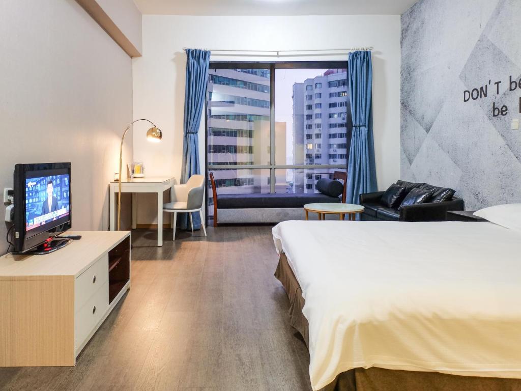 Двухместный (Улучшенный номер с кроватью размера «queen-size»), Qingdao Jinshan We+ Holiday Apartment (Qingdao Olympic Sailing Center)