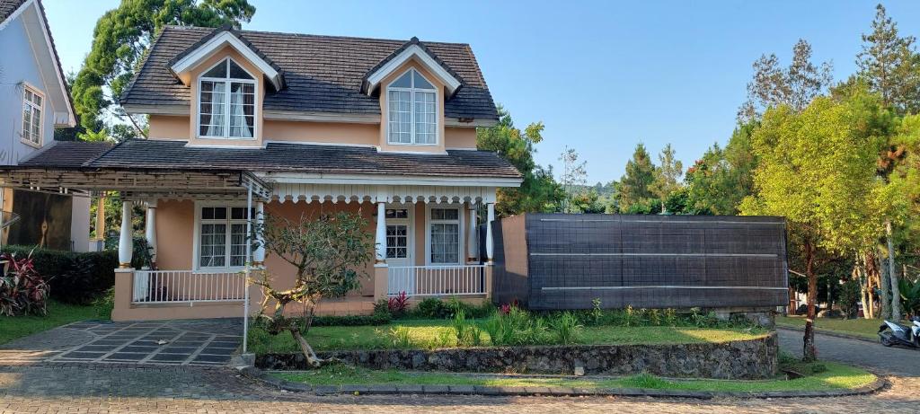 Villa Dalia Puncak Nb4-01 photo 1