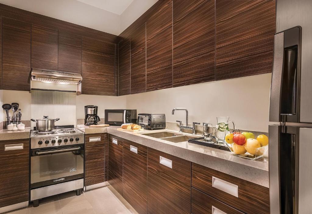 Сьюит (One-Bedroom Suite - Staycation), Aruga by Rockwell Makati