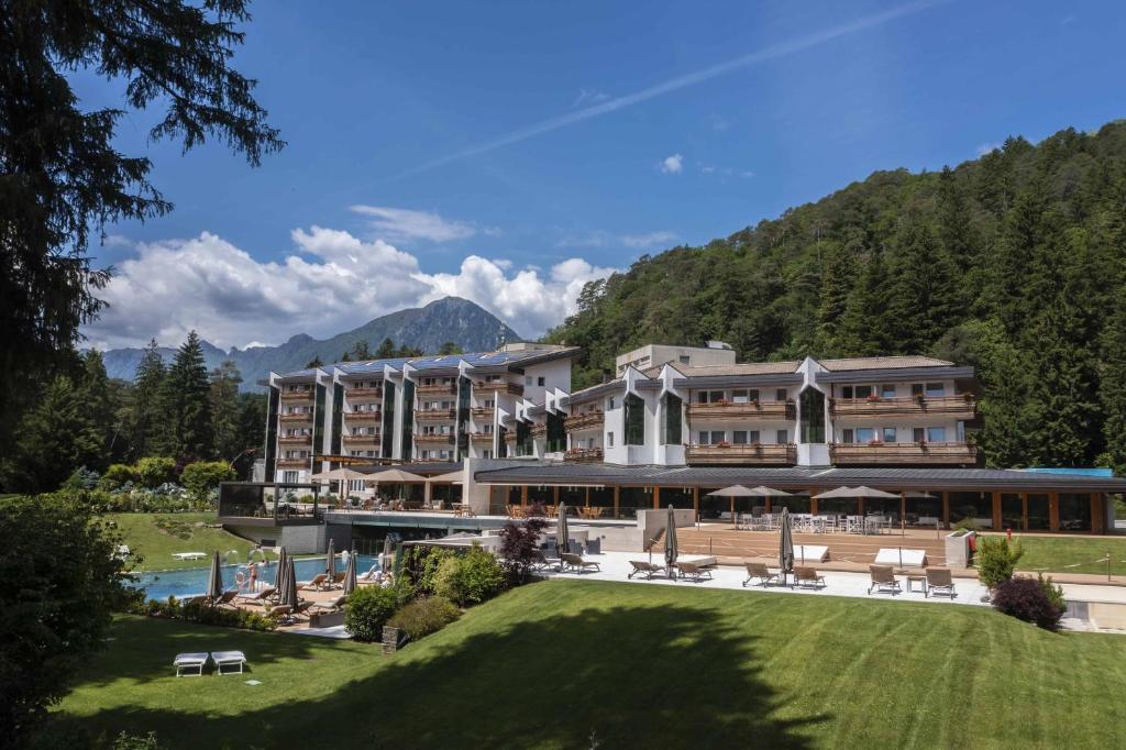 Grand Hotel Terme Di Comano photo 2