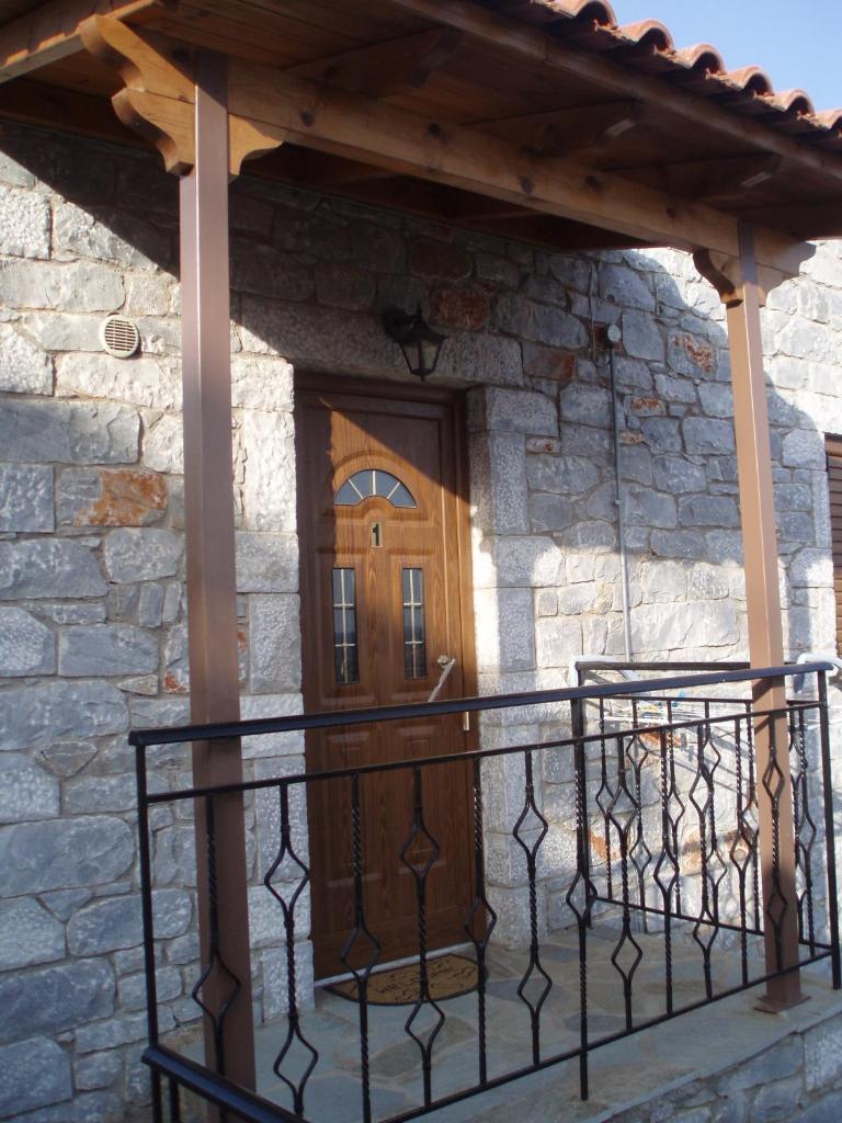 VRAHOS - o ΒΡΑΧΟΣ photo 3