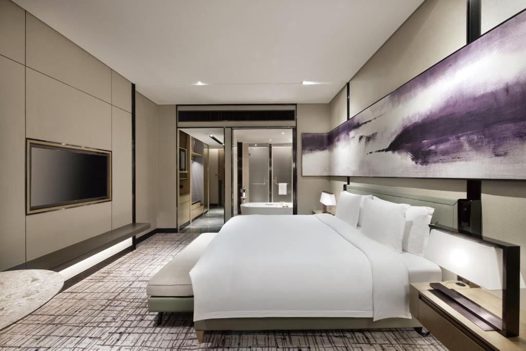Сьюит (Номер Делюкс), Crowne Plaza Shanghai Pujiang