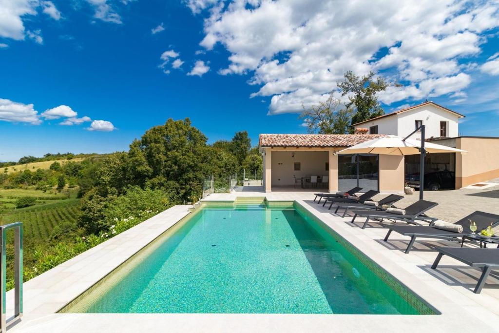 Villa Grazia with heated Pool photo 2
