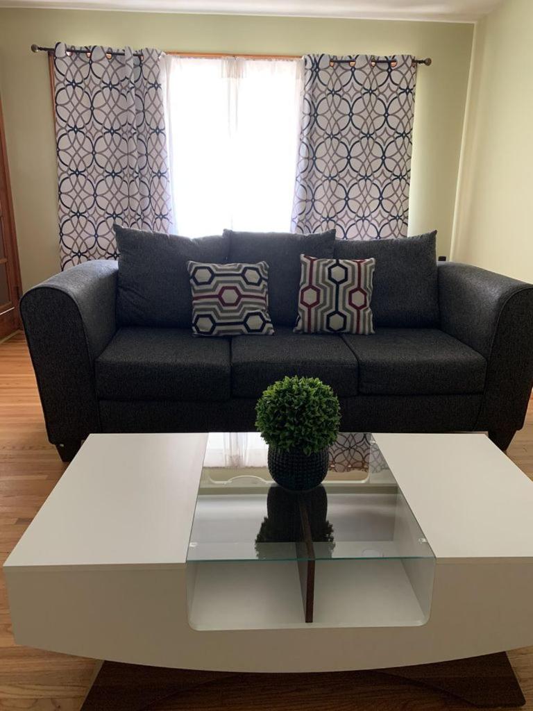 Niagara Falls Private Brick Vacation Home photo 3