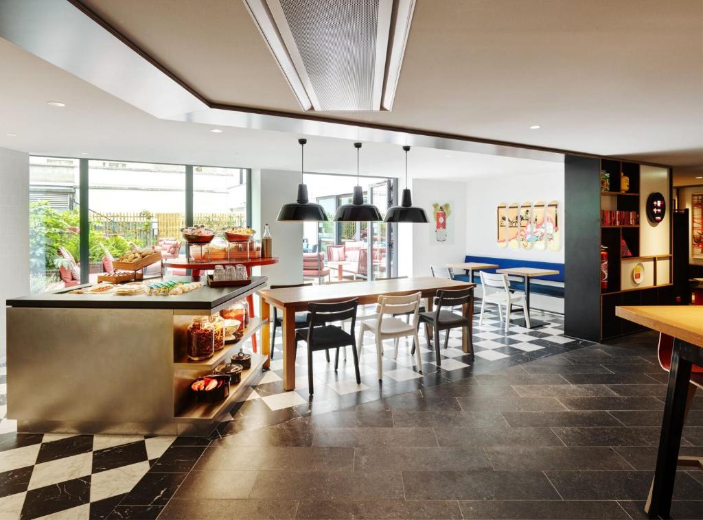 citizenM Paris Champs-Élysées (citizenM Paris Champs-Elysees) - 킹룸