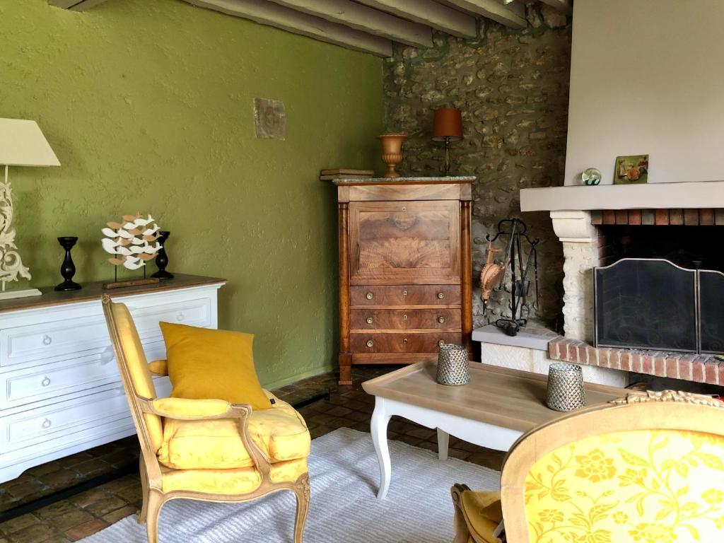 Le Prieuré de Bazainville Room Type - Deluxe Double Room