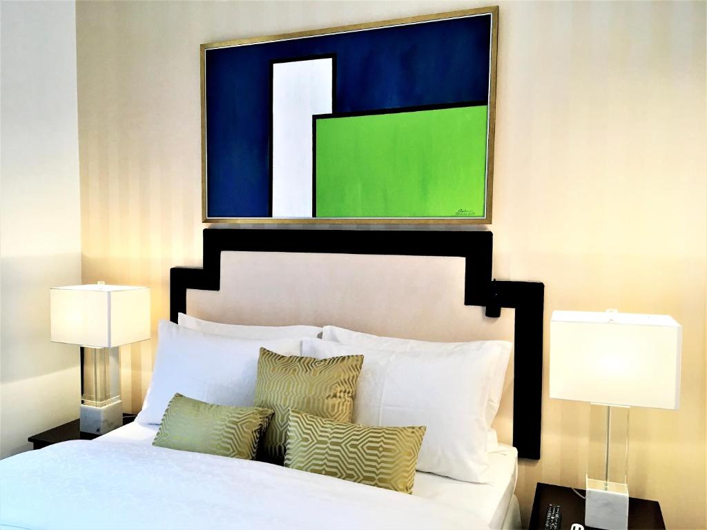 Сьюит (Роскошный суперлюкс с 2 спальнями и видом на Старый город), Luxury Apartments Mondrian Market Square II