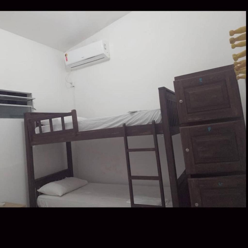 Hostel Central photo 1