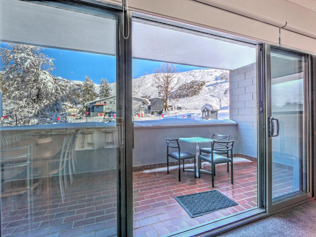 Snow Ski Apartments 36 photo 2