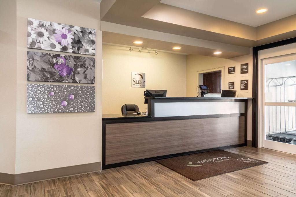 Sleep Inn & Suites at Kennesaw State University photo 2