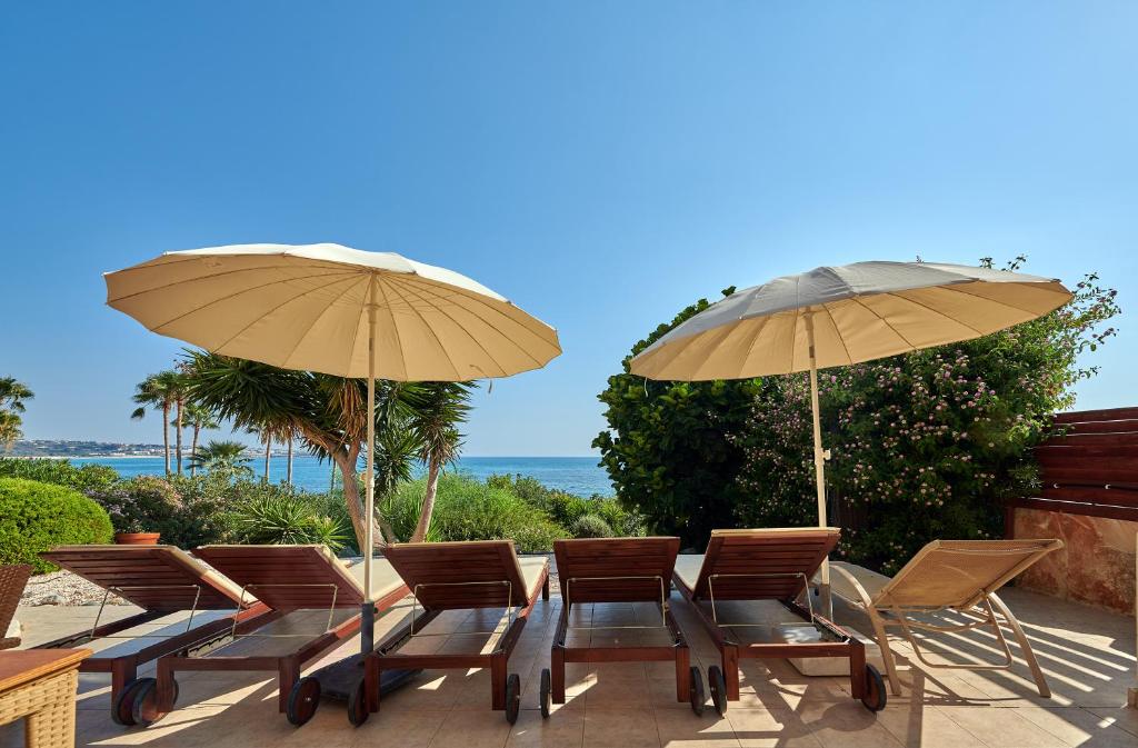 Villa Azura Sunrise by Ezoria Villas photo 2