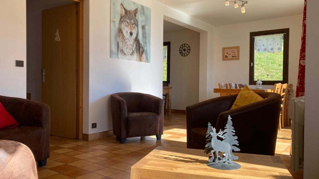 Demi Chalet Le LACHAT photo 4