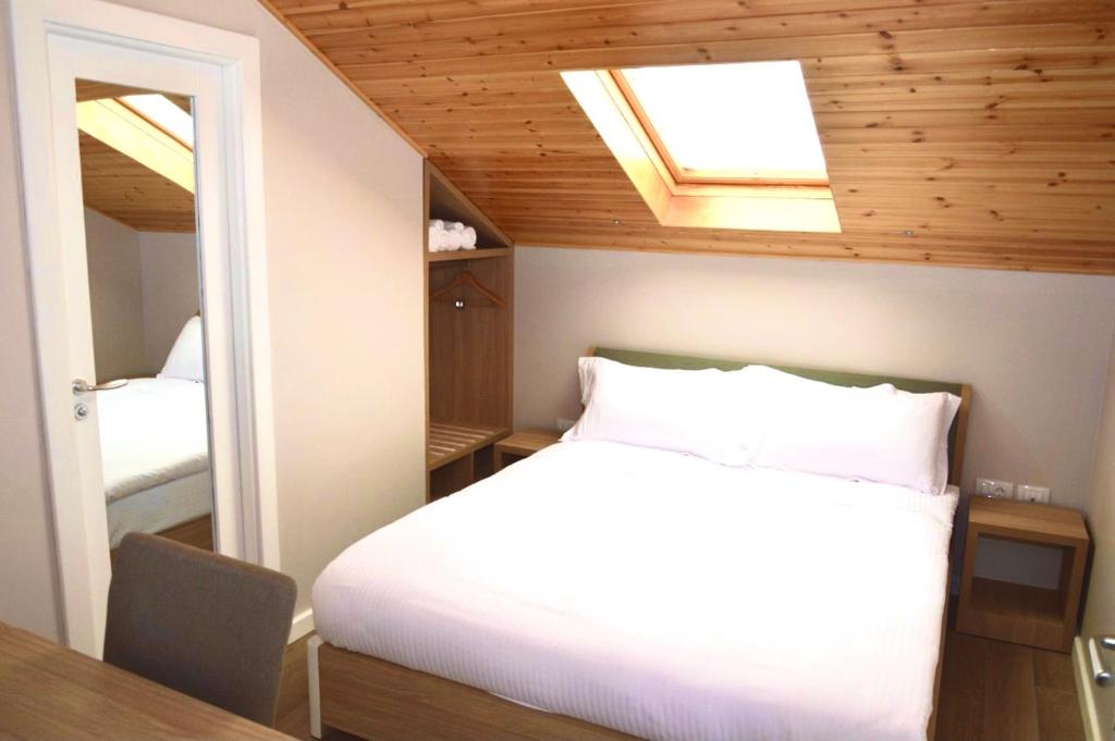 Alis Hotel photo 3