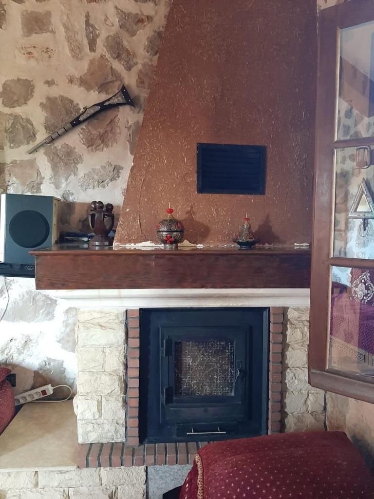 Joli Chalet dans une ferme Pour familles exclusivement près ifrane photo 4