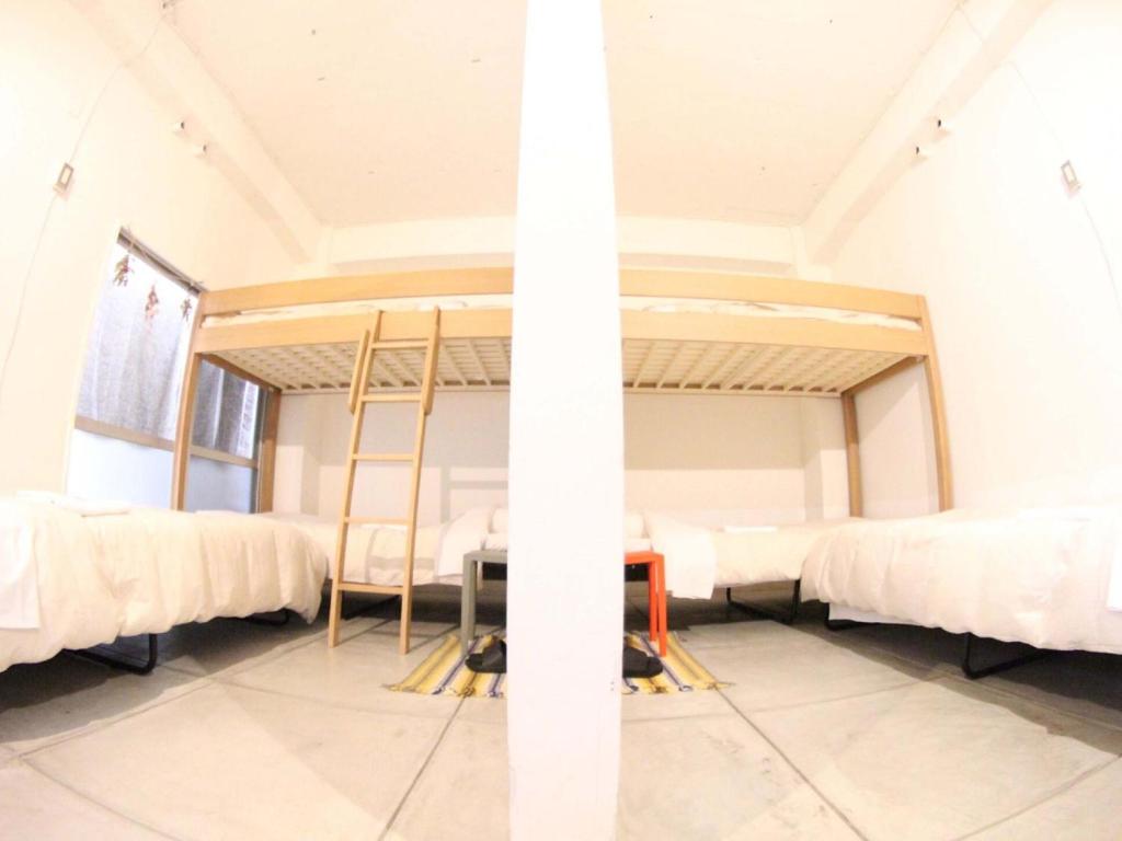 ROUTE - Cafe and Petit Hostel photo 4