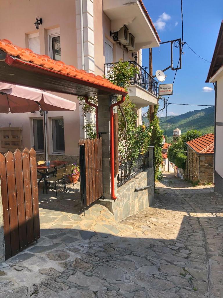 Guesthouse Monopati - Ξενώνας Μονοπάτι photo 3