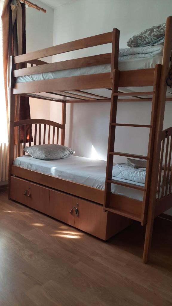 Номер (Кровать в общем 6-местном номере для мужчин и женщин), Hostel Andrei
