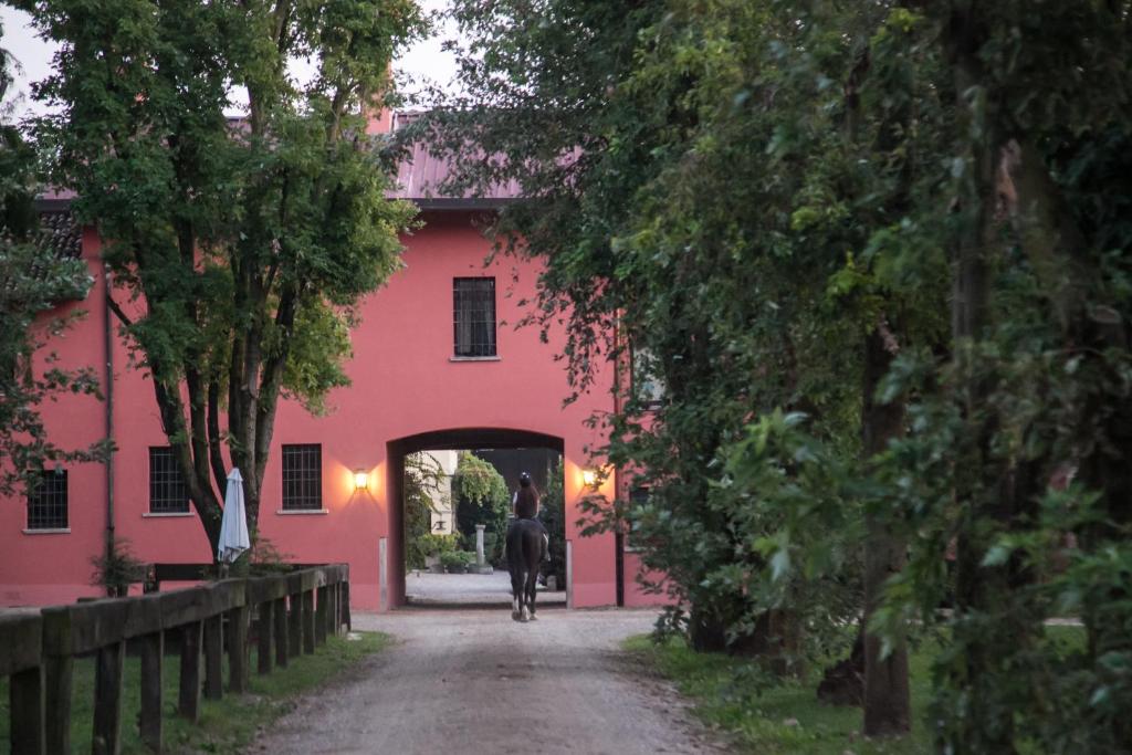SCUDERIA LA COLOMBERA photo 2