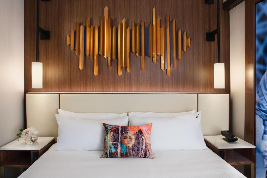 Двухместный (Стандартный номер с кроватью размера «king-size»), Hard Rock Hotel New York