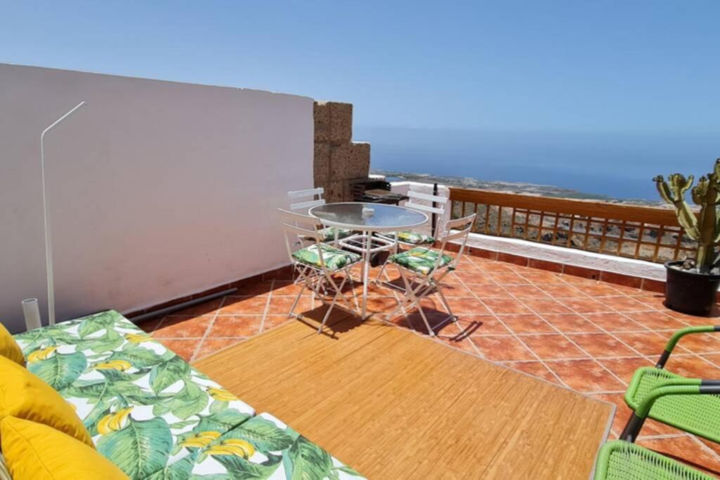 Lovely two bedroom apartment with amazing view photo 4
