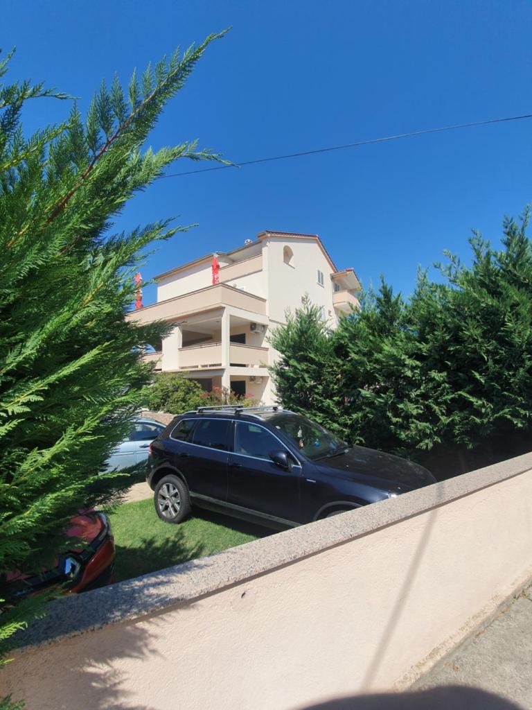 Apartments Arbis photo 2
