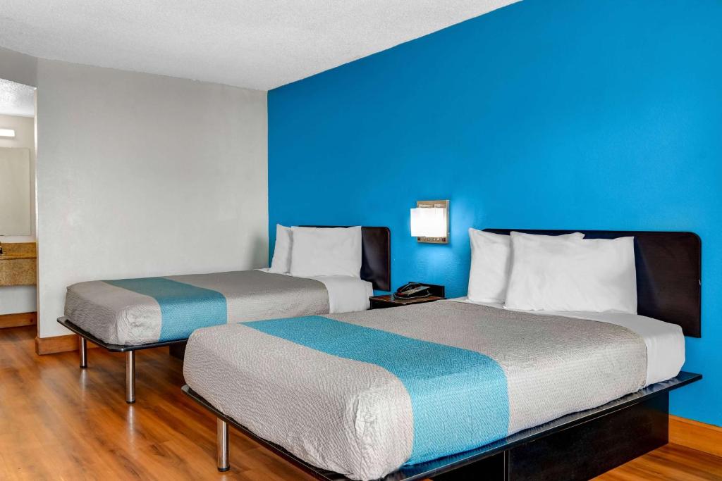 Четырехместный (Четырехместный номер ― для некурящих), Motel 6-Atlanta, GA