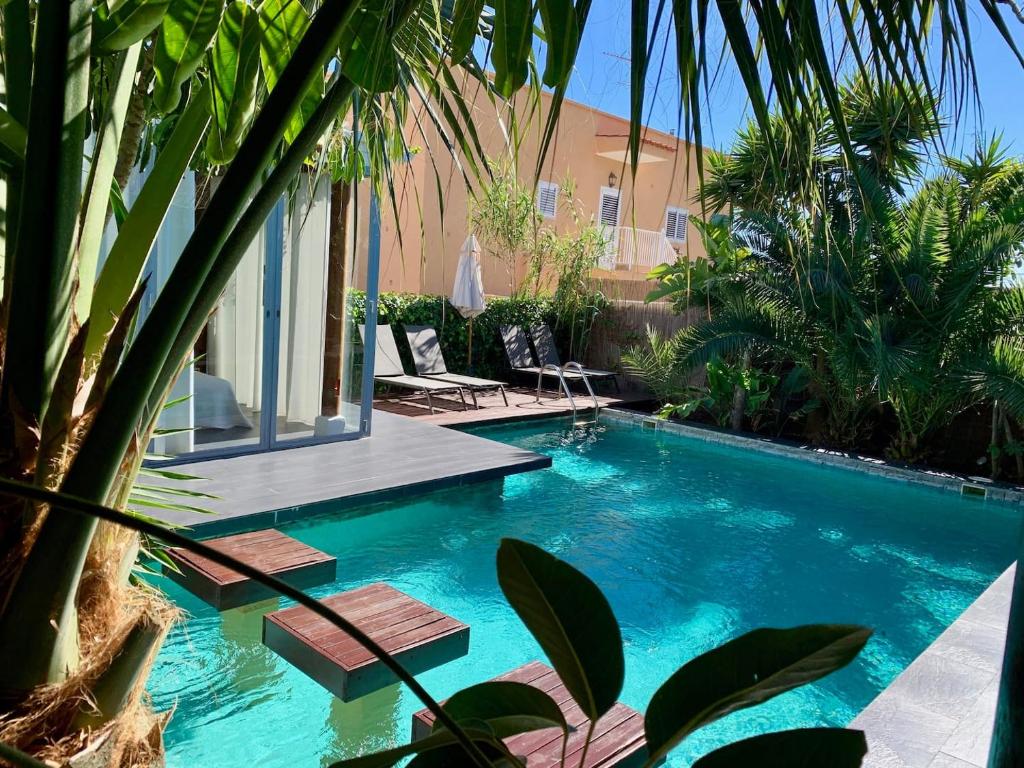 Ibiza style house,6 pers, luxury,with private pool photo 2