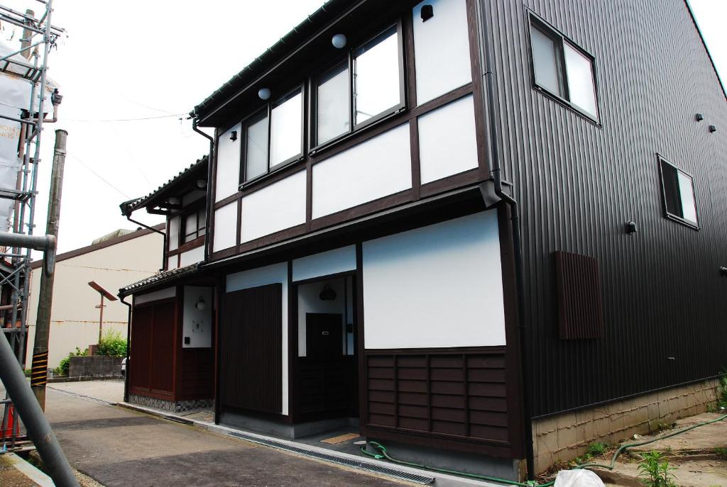 金沢一棟宿 海泉 Restoring In Kanazawa KAISEN photo 3
